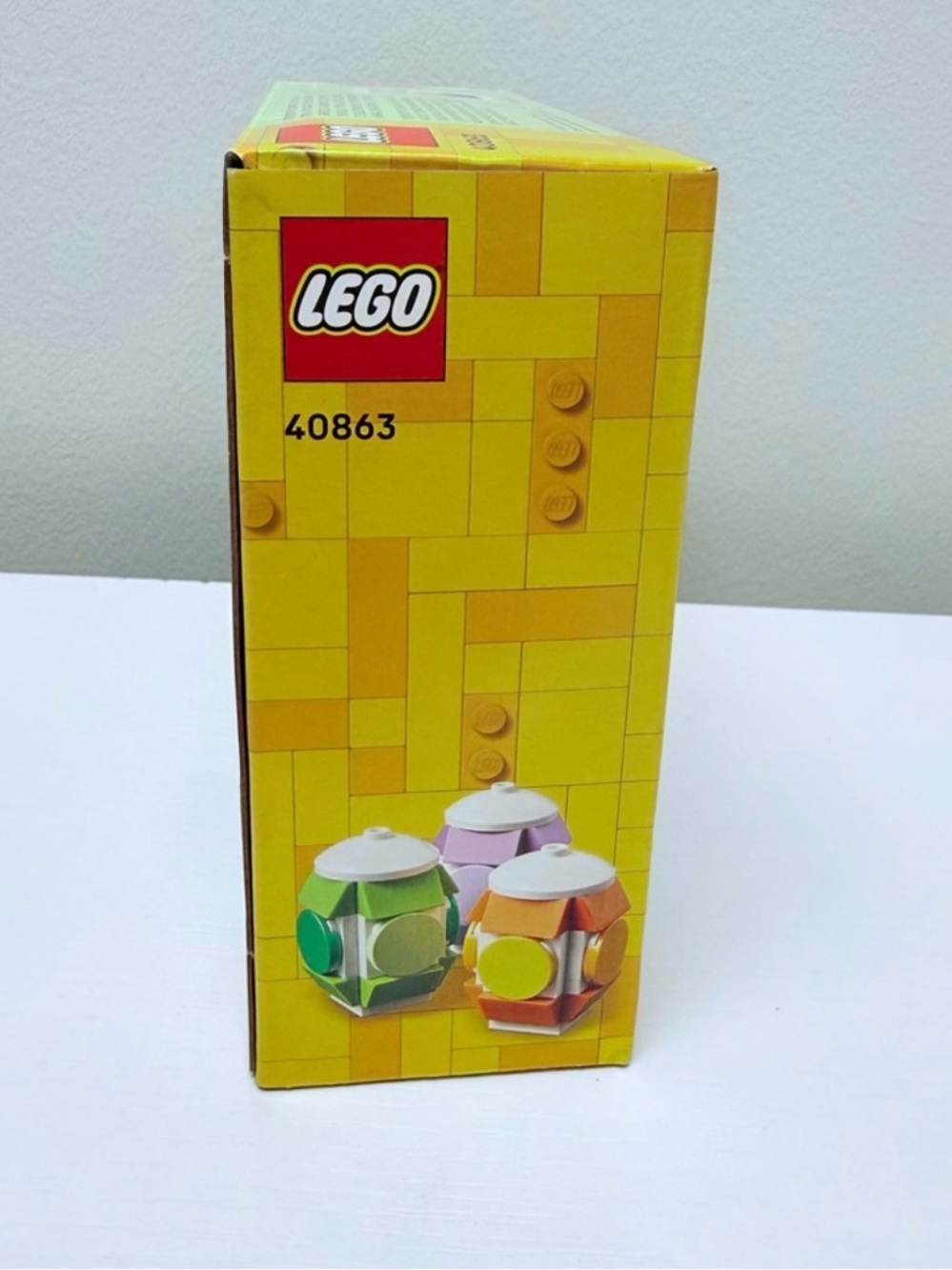 New LEGO® Easter Egg Basket (40863) w/ 3 eggs, a cute chick and 2 spring flowers - Picture 10 of 10
